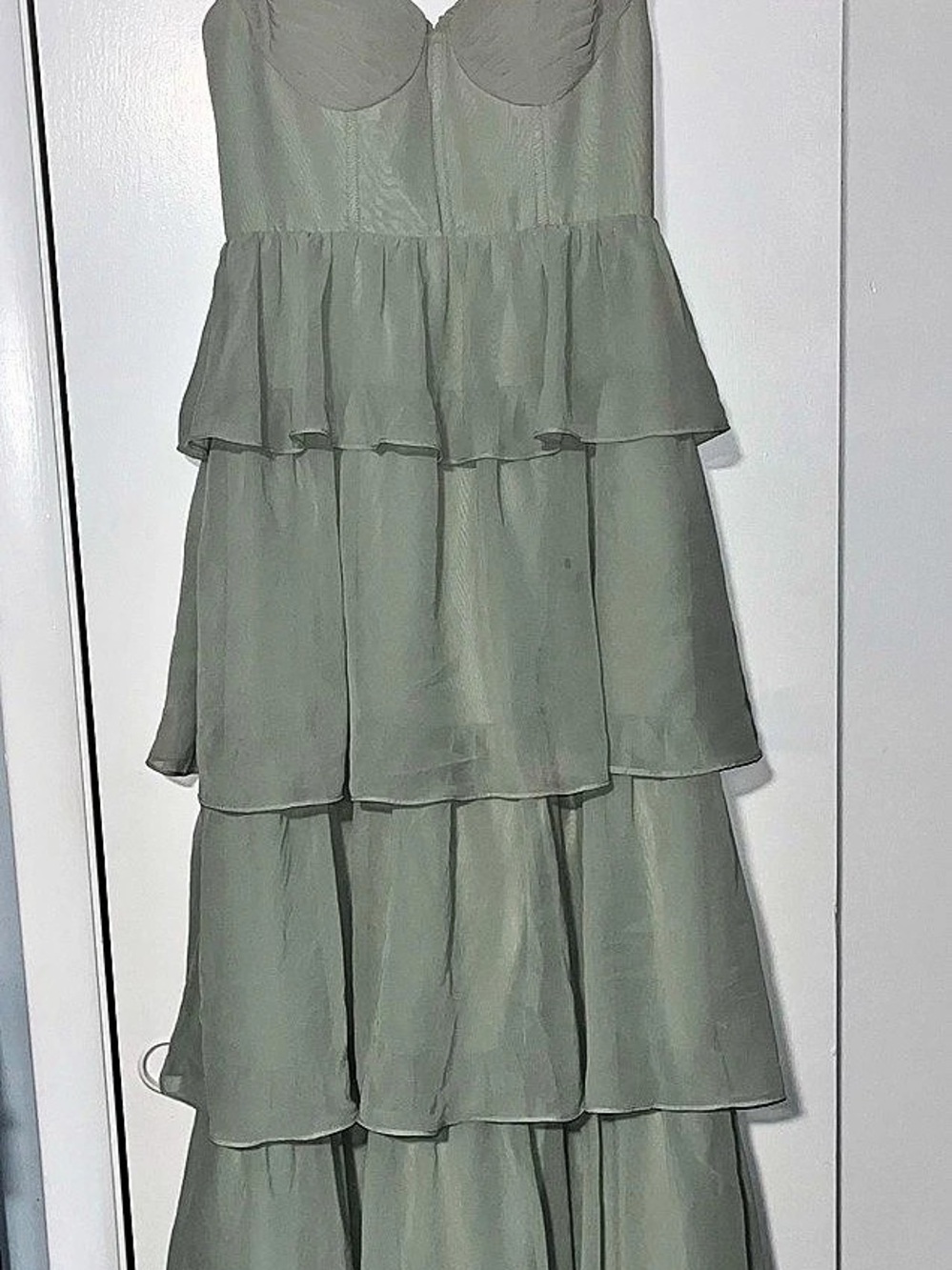 Azazie Tiered Maxi Dress in Green Size A4 Like New